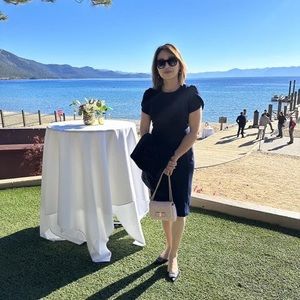 Meet your Posher, Claire